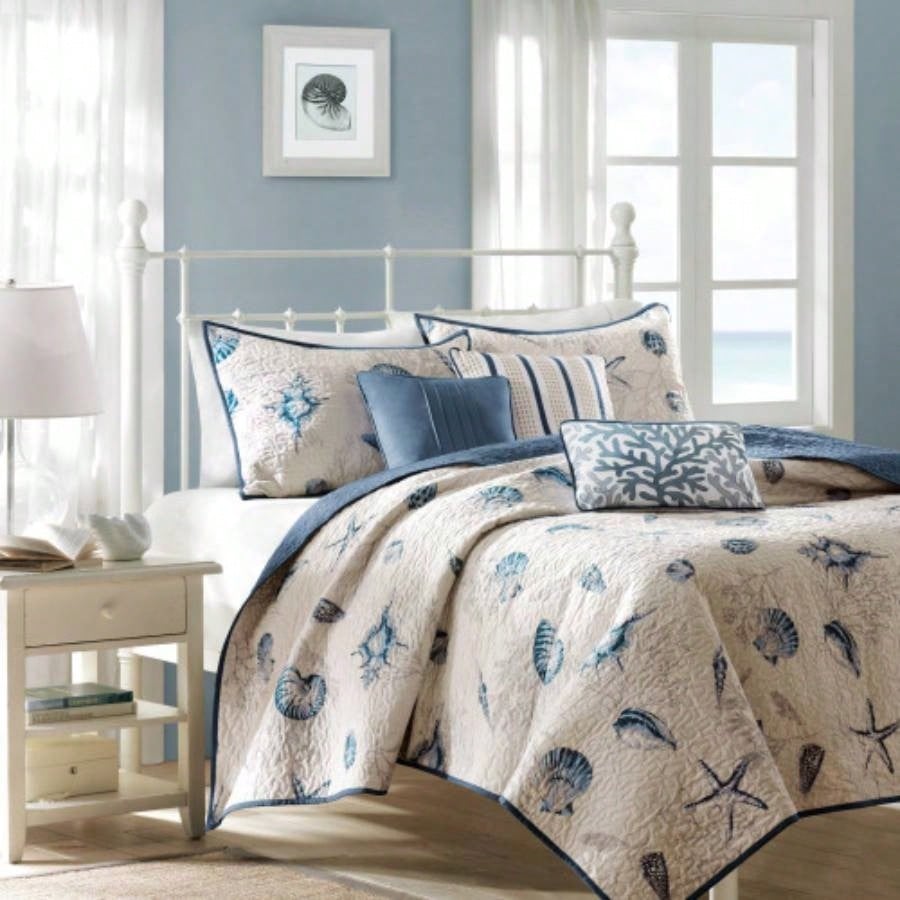Blue Full Microfiber Quilt Set with Throw Pillows