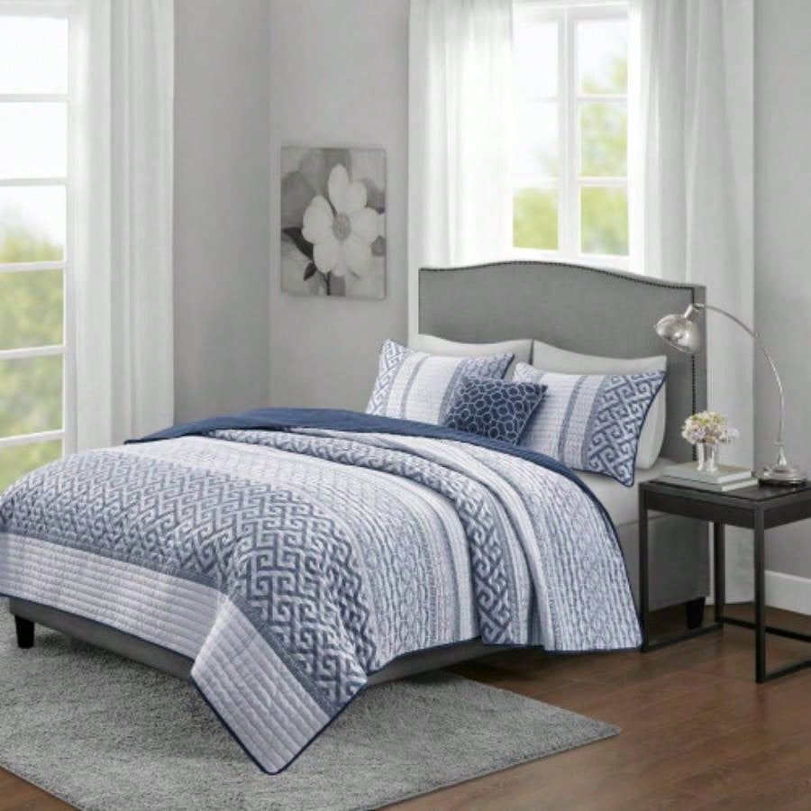 Navy Jacquard Quilt Set with Throw Pillow - Full Size
