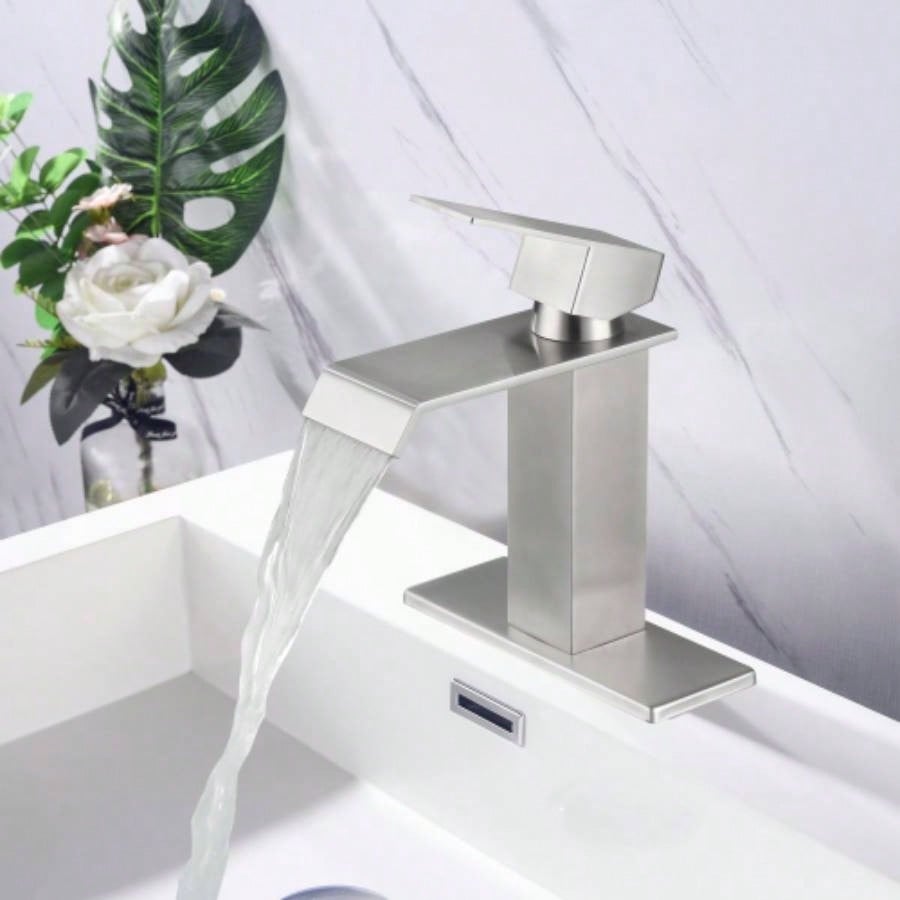 Single Handle Bathroom Faucet -, Chrome Finish
