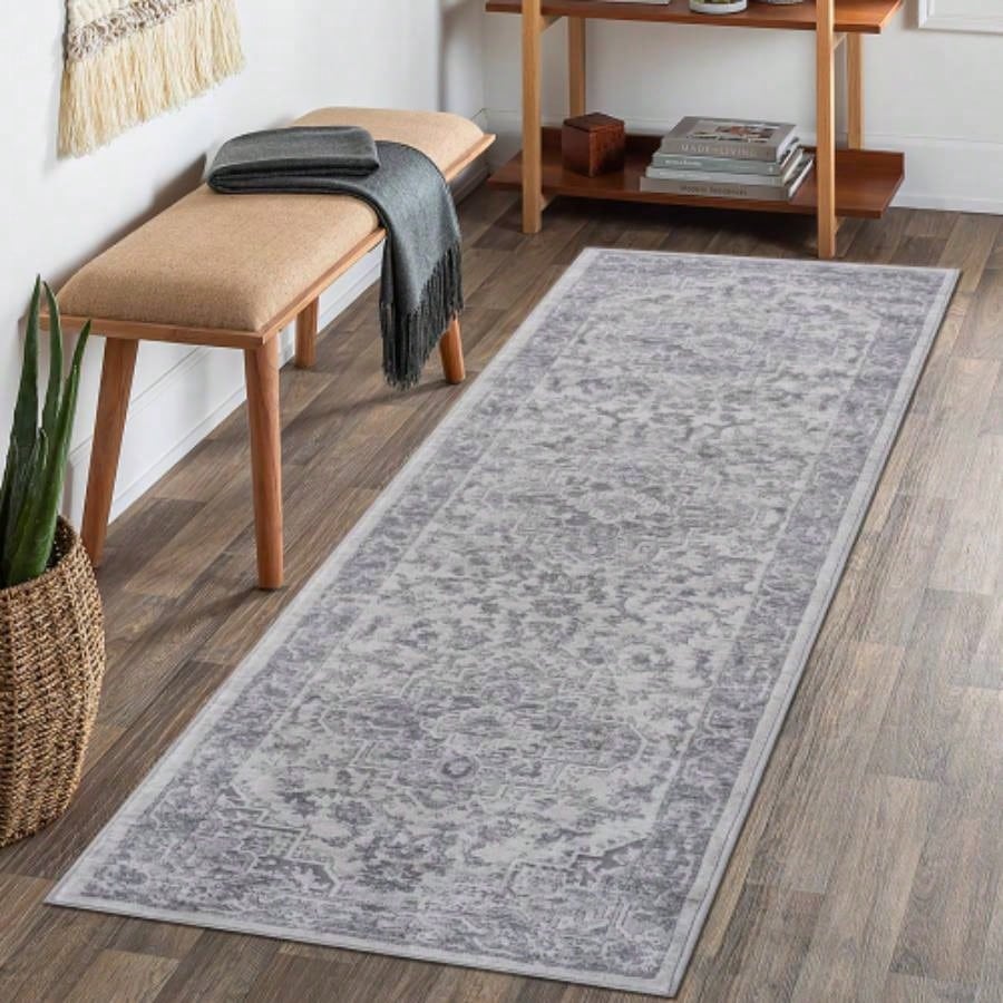 Silver 5x7 Area Rug for Guest Room and Bedroom Decor
