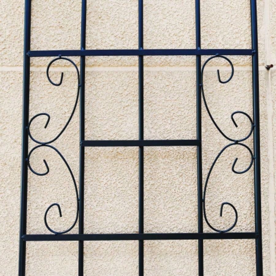 4 Pack Metal Garden Trellis 86. 19. Rustproof Trellis Climbing Plants Outdoor Flower Support Black