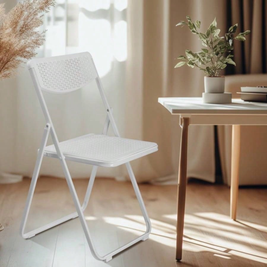 4 Pack Plastic Folding Chairs, Lightweight Stackable Commercial Chairs, Portable Event Seats Indoor Outdoor Home Event Party Picnic School Wedding, White