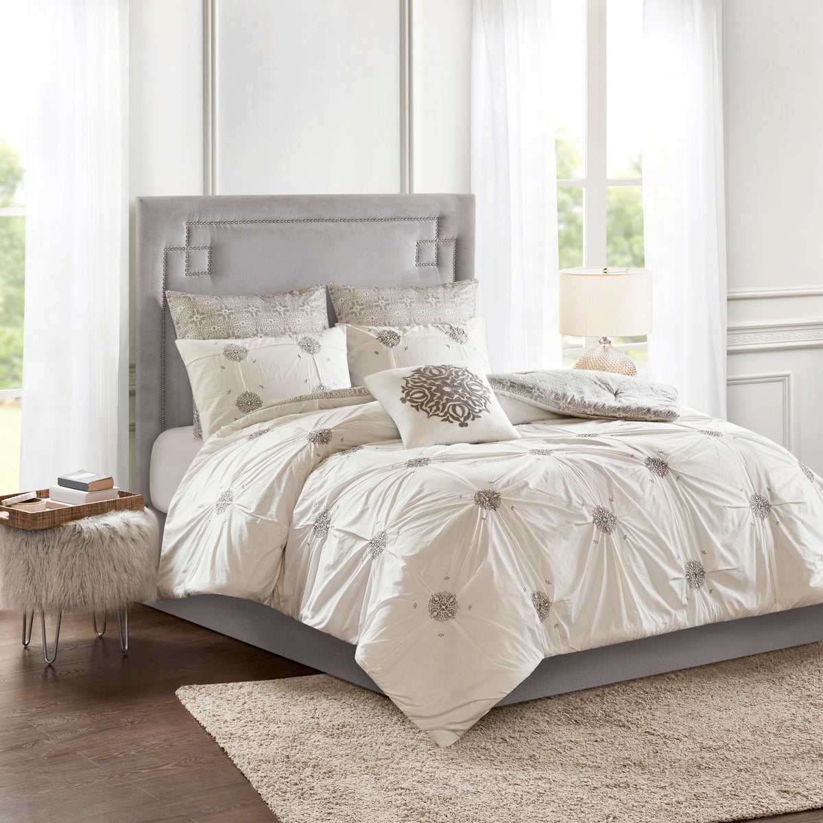 6 Piece Embroidered Cotton Reversible Comforter Set Ivory King/Cal King