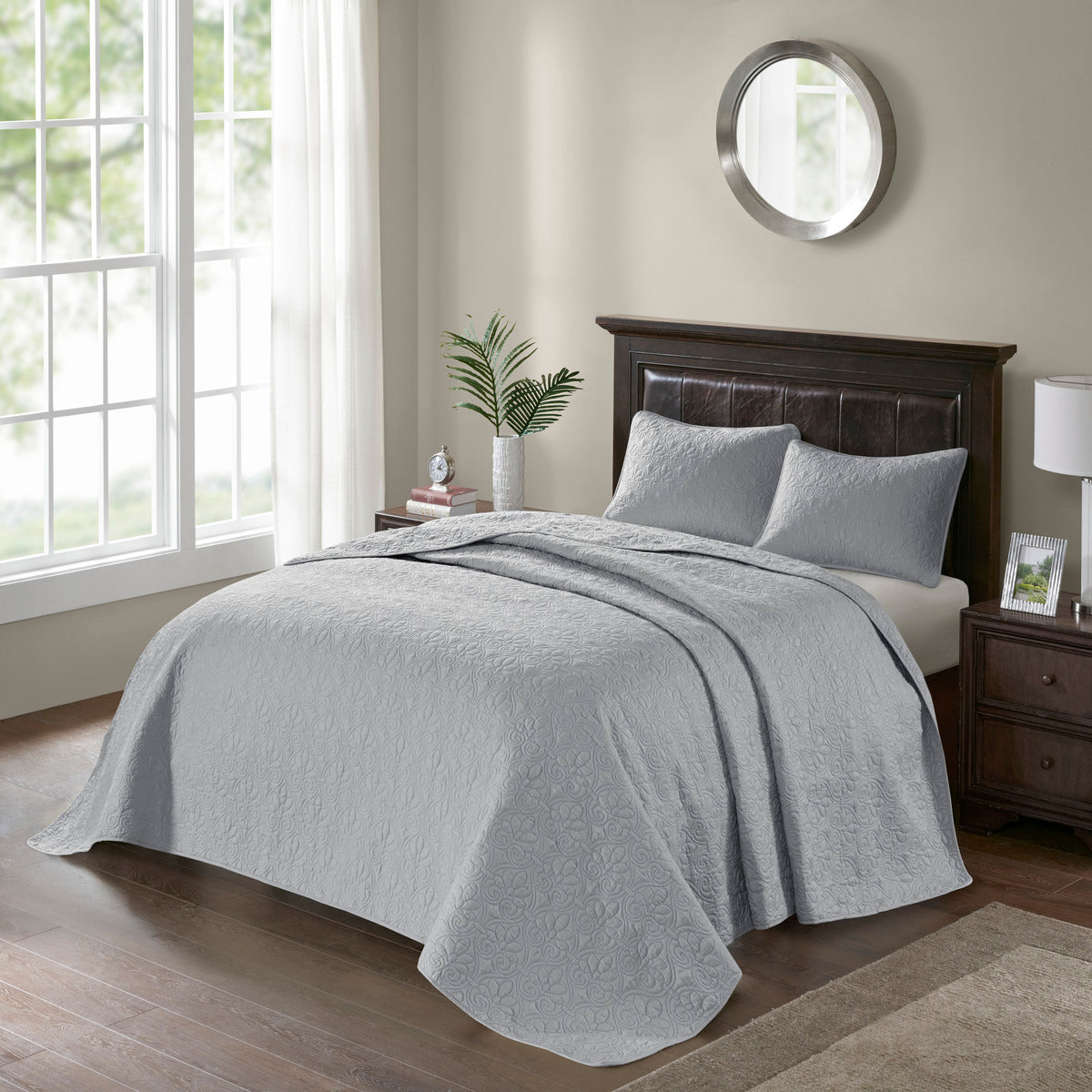 Grey Queen Reversible Bedspread Set - Ultimate Comfort
