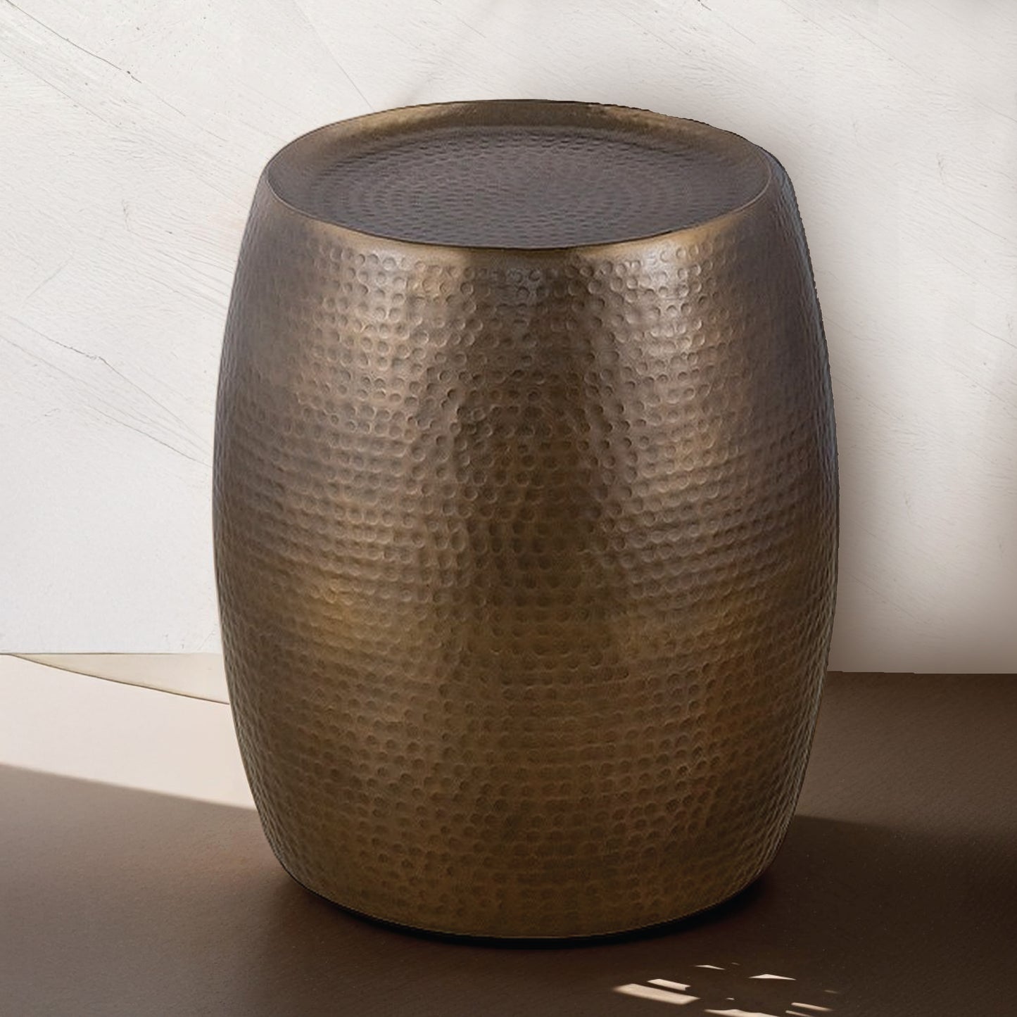 ET501 Modern Contemporary Aluminum material 21" Height End Table, Side Table with Glossy Hand Hammered Design Antique Gold