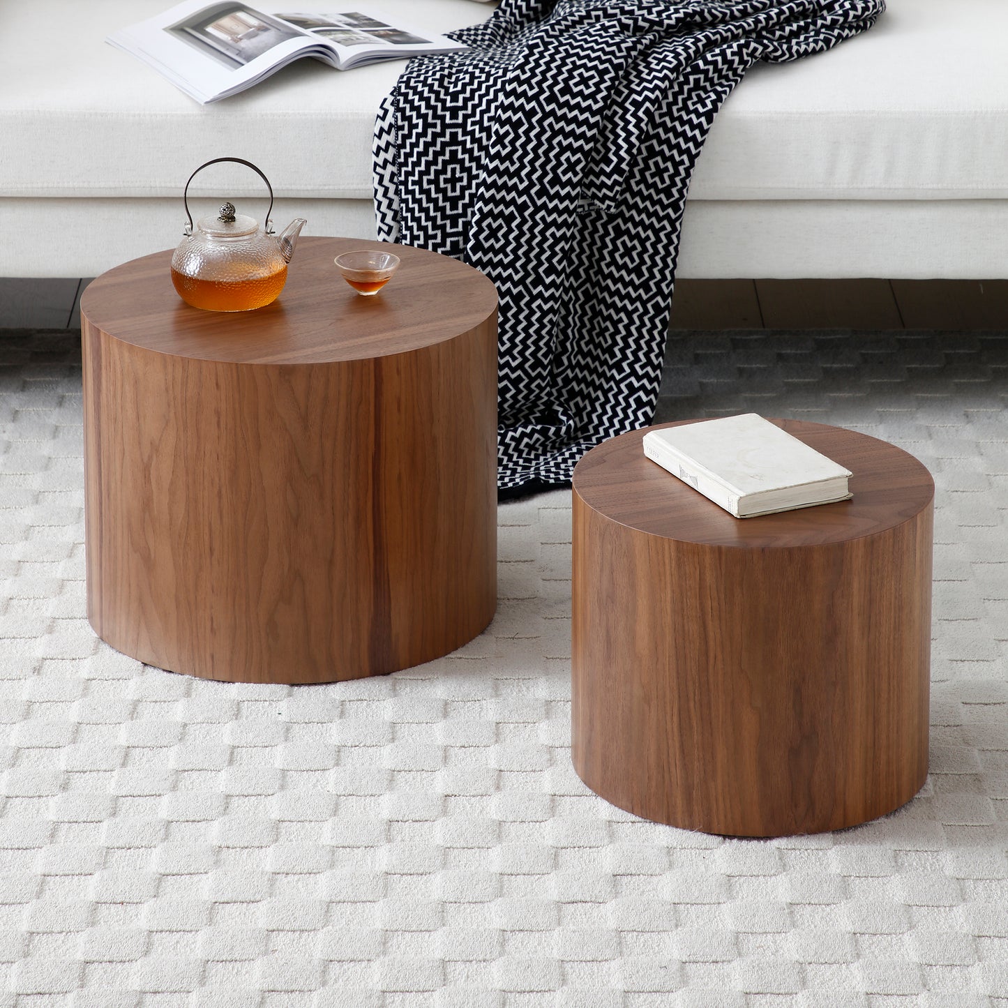 Round Coffee Table Set of 2, Nesting Coffee Tables for MDF with veneer .for living room,office,bedroom,Natural, 4Colors