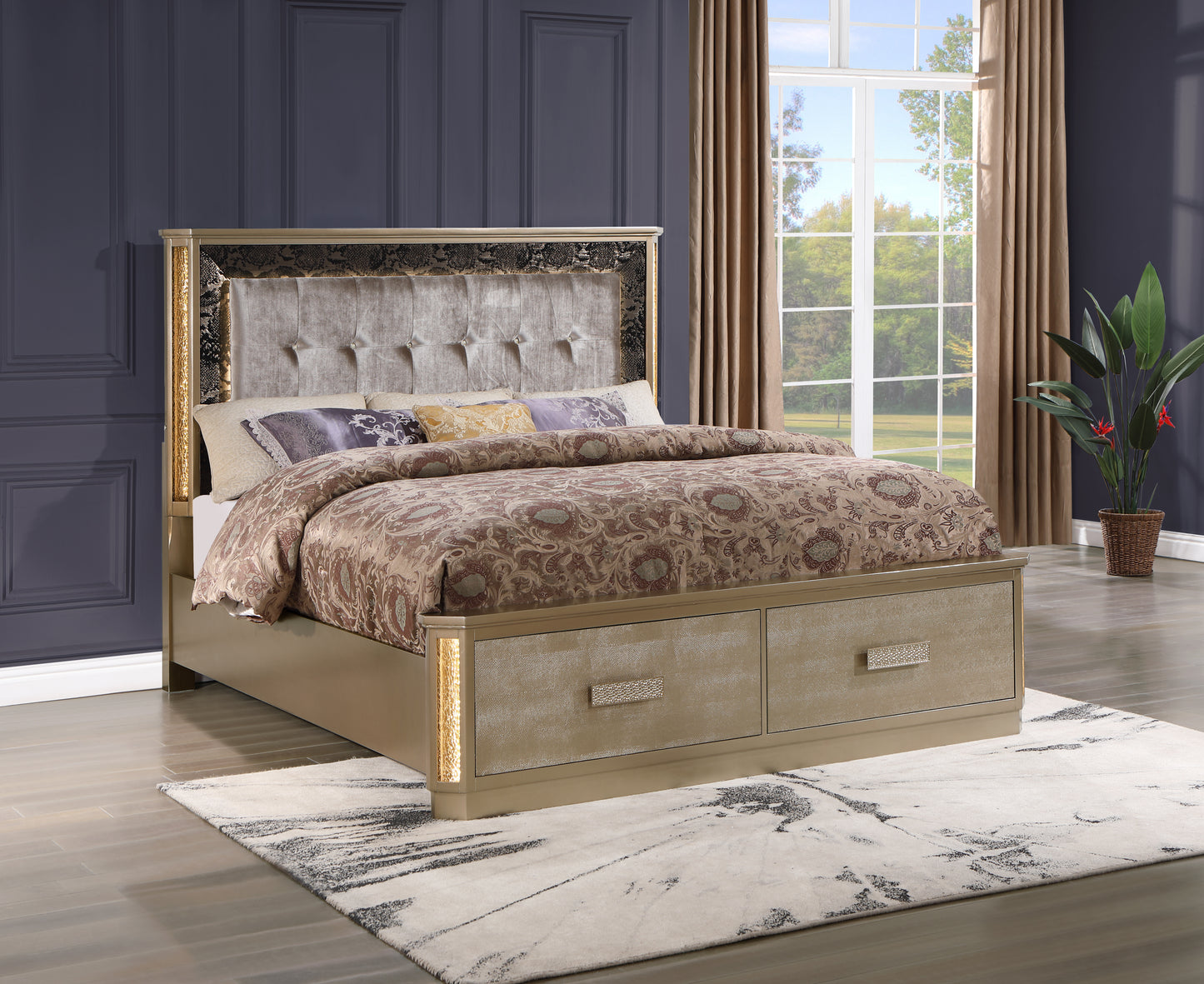 Medusa Modern style Queen Bed Made with Wood in Gold