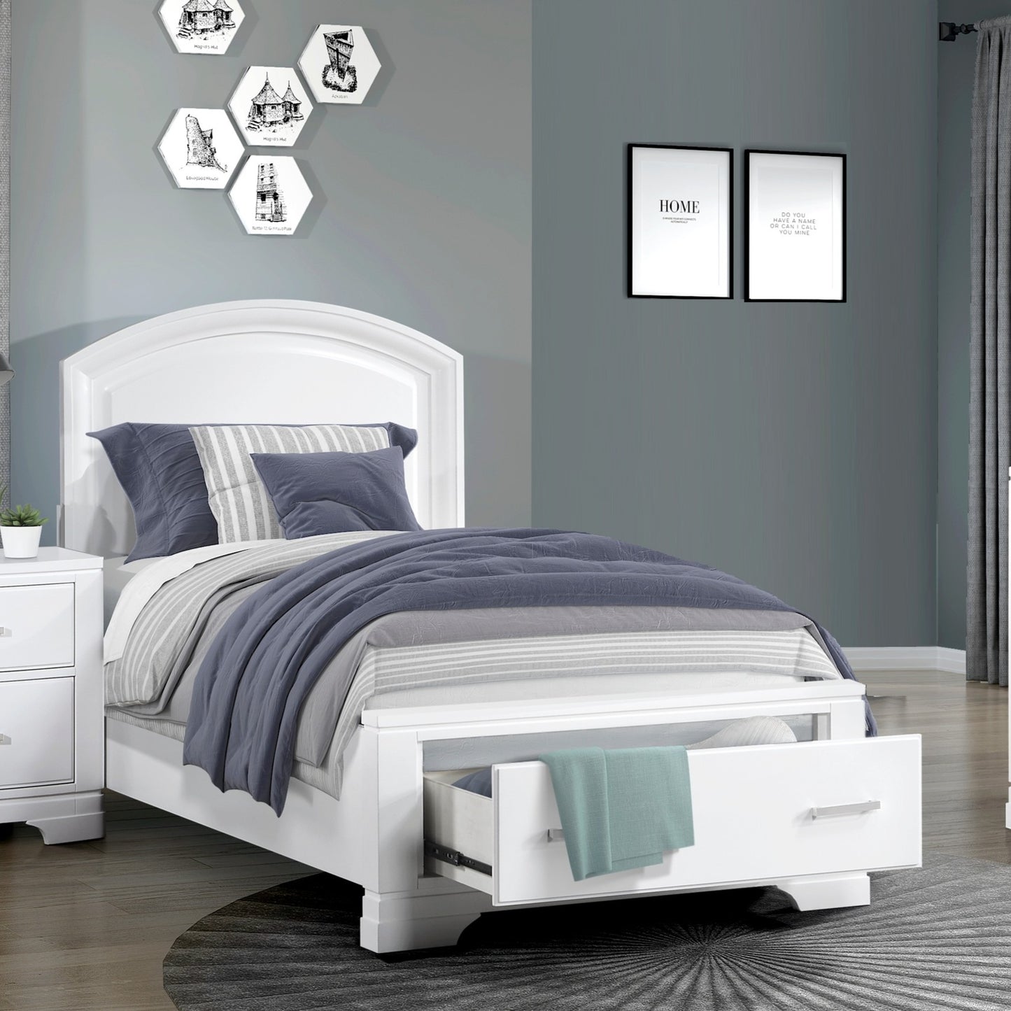 Modern White Finish Twin Platform Bed with Footboard Storage Transitional Bedroom Furniture 1pc