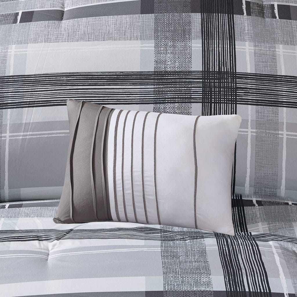 Full/Queen Plaid Comforter Set - Black & Grey