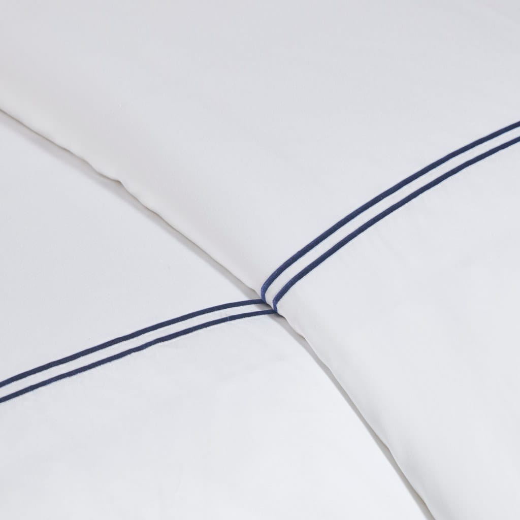 Luxury White+Navy Embroidered Comforter Set - King/Cal King