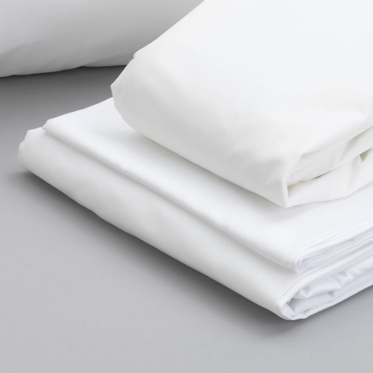 King Bedding Bundle - White Cotton Sheets & Pillows