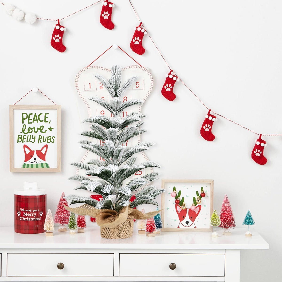 50cm Flocked Tabletop Christmas Tree - White+Green PE Mini Tree with Burlap Base