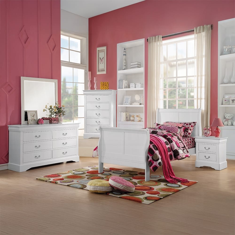 White Wood Nightstand with 2 Drawers - Classic Bedroom Furniture