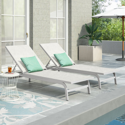 FINN CHAISE LOUNGE