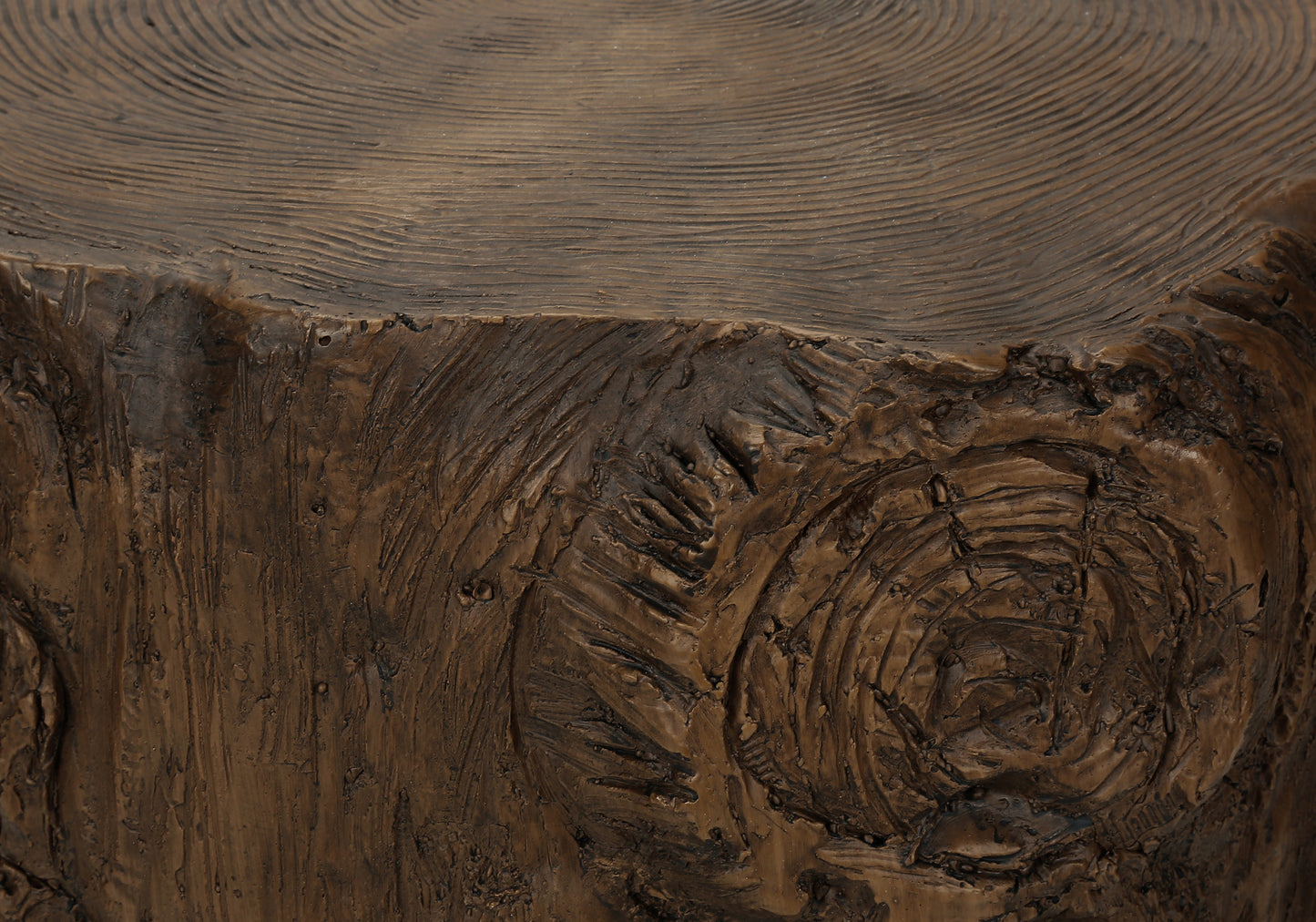 Outdoor Accent Table - 25" Round Magnesium Oxide Walnut