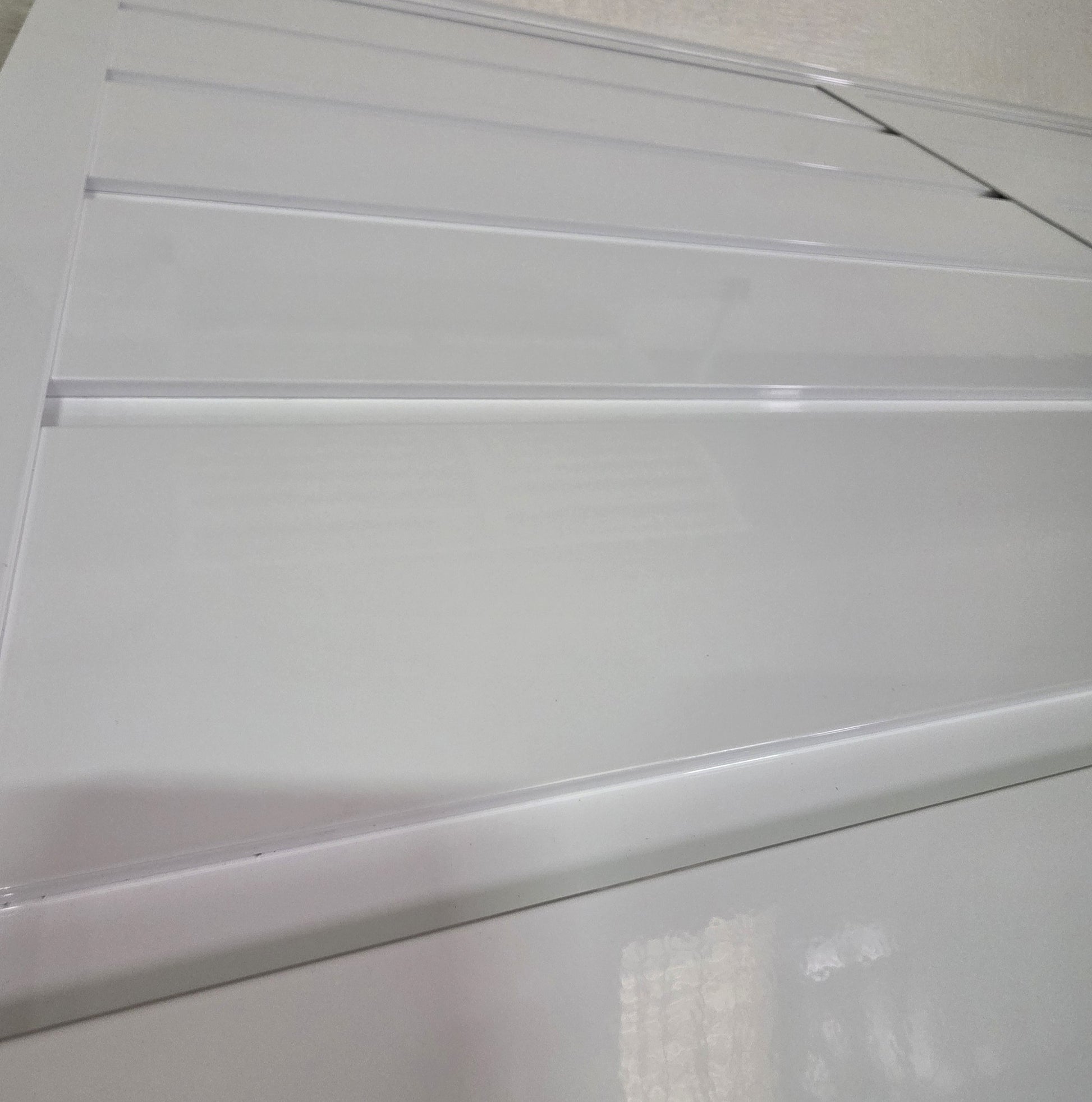 Terrace Metal Awning 4.6 - White: Aluminum Shade for Outdoor Spaces