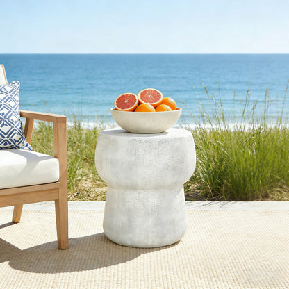 U_Style Outdoor Patio Accent Table with Crack process , Morden Concrete coffee Table with Double Barrel Shape Outdoor Side Table, Garden Stoolsl  for Patio,Garden, Backyard.