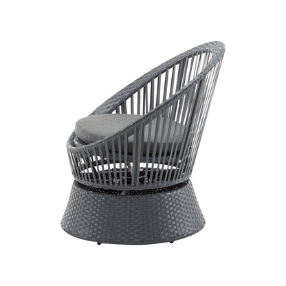 Gray Rattan Lounge Chair for Poolside and Garden Outdoor Seating