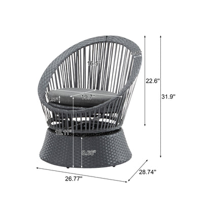 Gray Rattan Lounge Chair for Poolside and Garden Outdoor Seating
