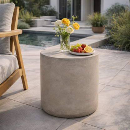 Light Grey Concrete Outdoor Side Table - Patio Accent Table