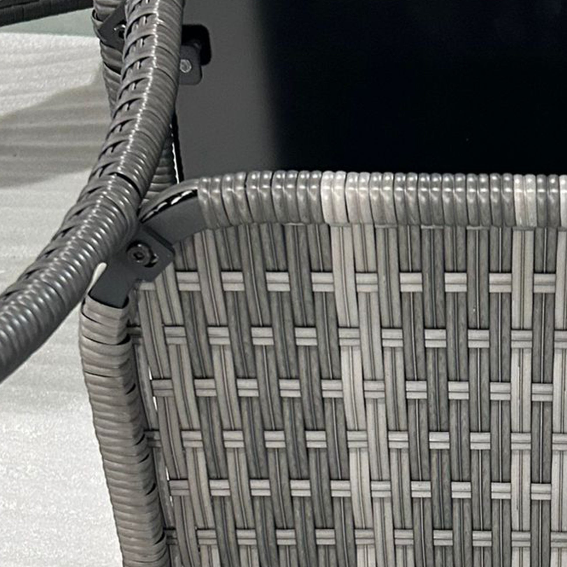 Outsunny Rattan Side Table - Grey Aluminum Outdoor Coffee Table with Storage Shelf