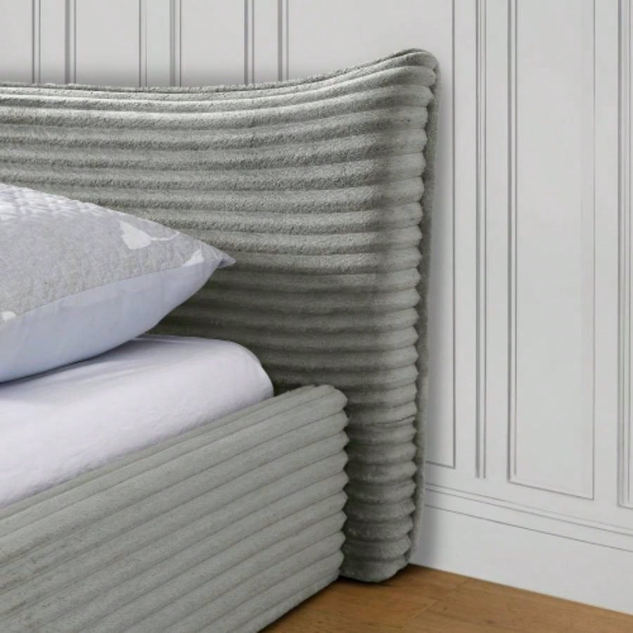 Size Upholstered Bed FrameAnd velvet fabric, Grounded Platform Bed with Decorative Curved Headboard and Solid Wood Frame, No Box Spring Required - 6887.7524.25