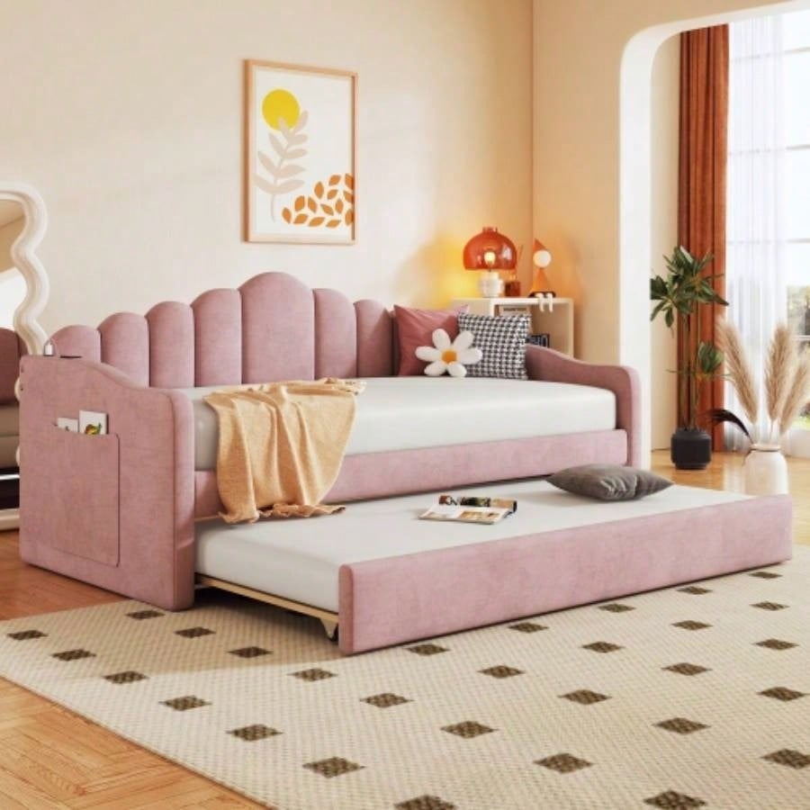 Twin size Upholstered Daybed with Trundle, Velvet Sofabed with USB Charging Ports, No Box - spring Needed, Beige