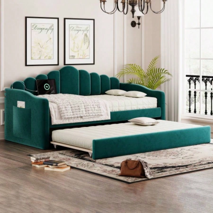 Twin size Upholstered Daybed with Trundle, Velvet Sofabed with USB Charging Ports, No Box - spring Needed, Beige