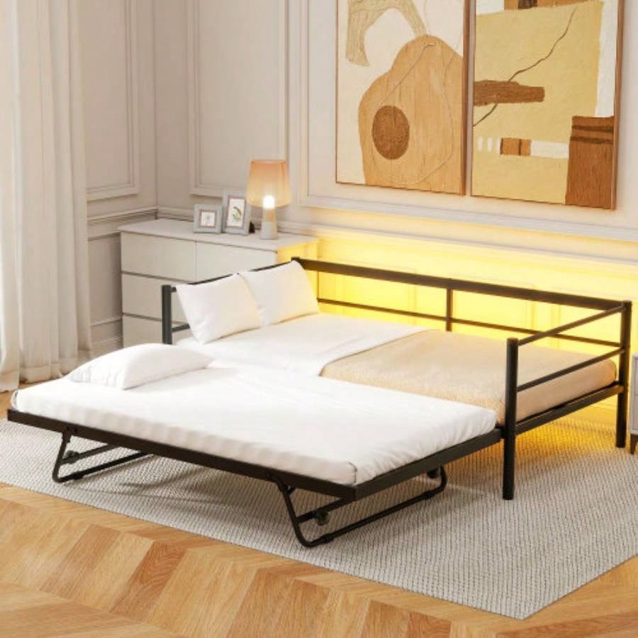 Twin Size Metal Daybed with Adjustable Trundle, Up Trundle, Silver