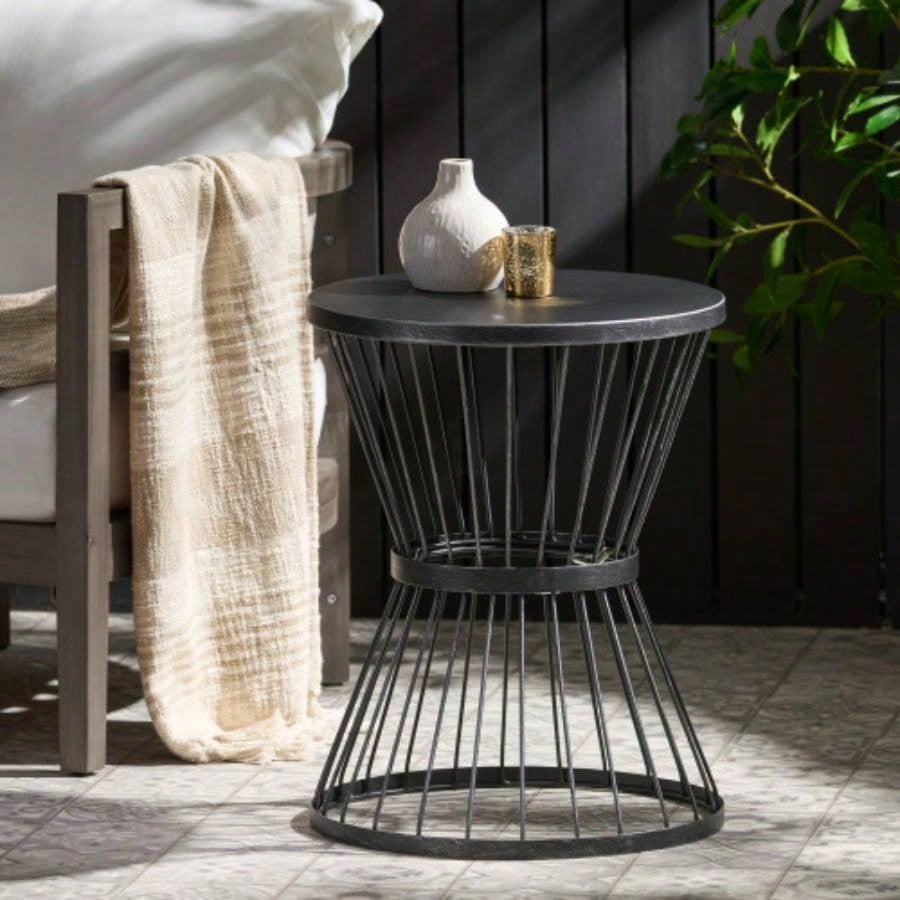LASSEN 16 SIDE TABLE