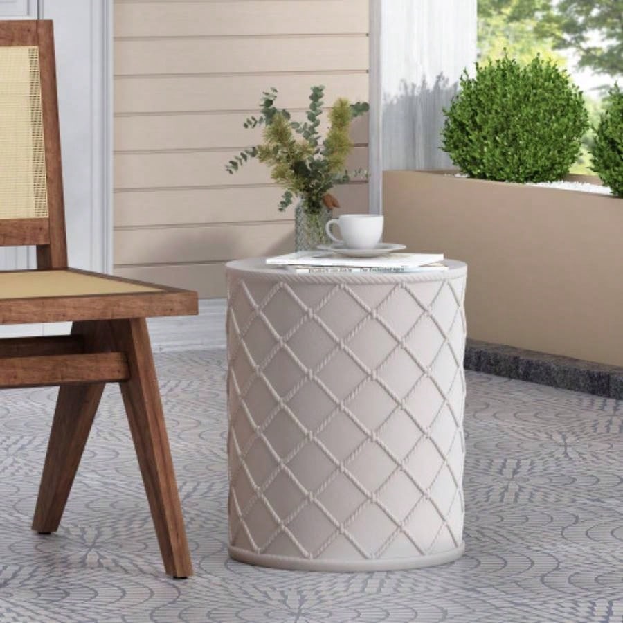 END TABLE, Popular styles for  2025 year
