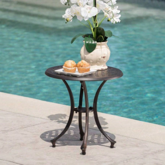 Outdoor 19 Cast Aluminum Side Table