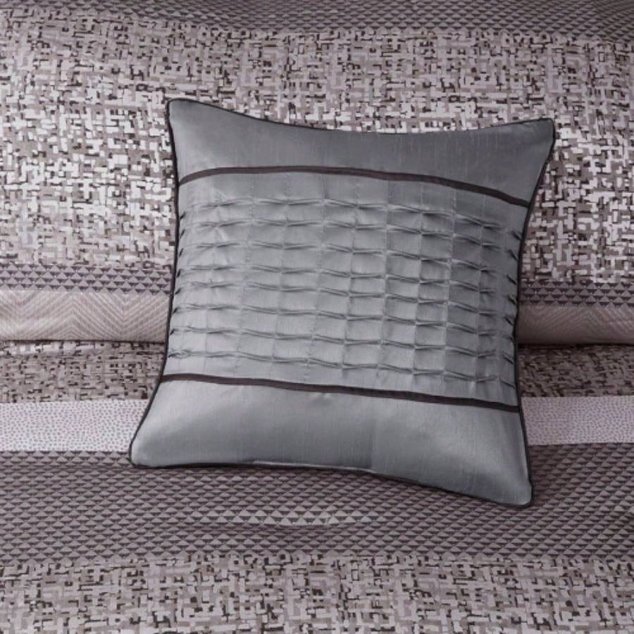 Piece Jacquard Comforter Set/Taupe