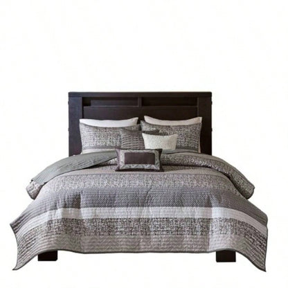 6 Piece Reversible Jacquard Quilt Set with Throw Pillows/Taupe King/Cal King