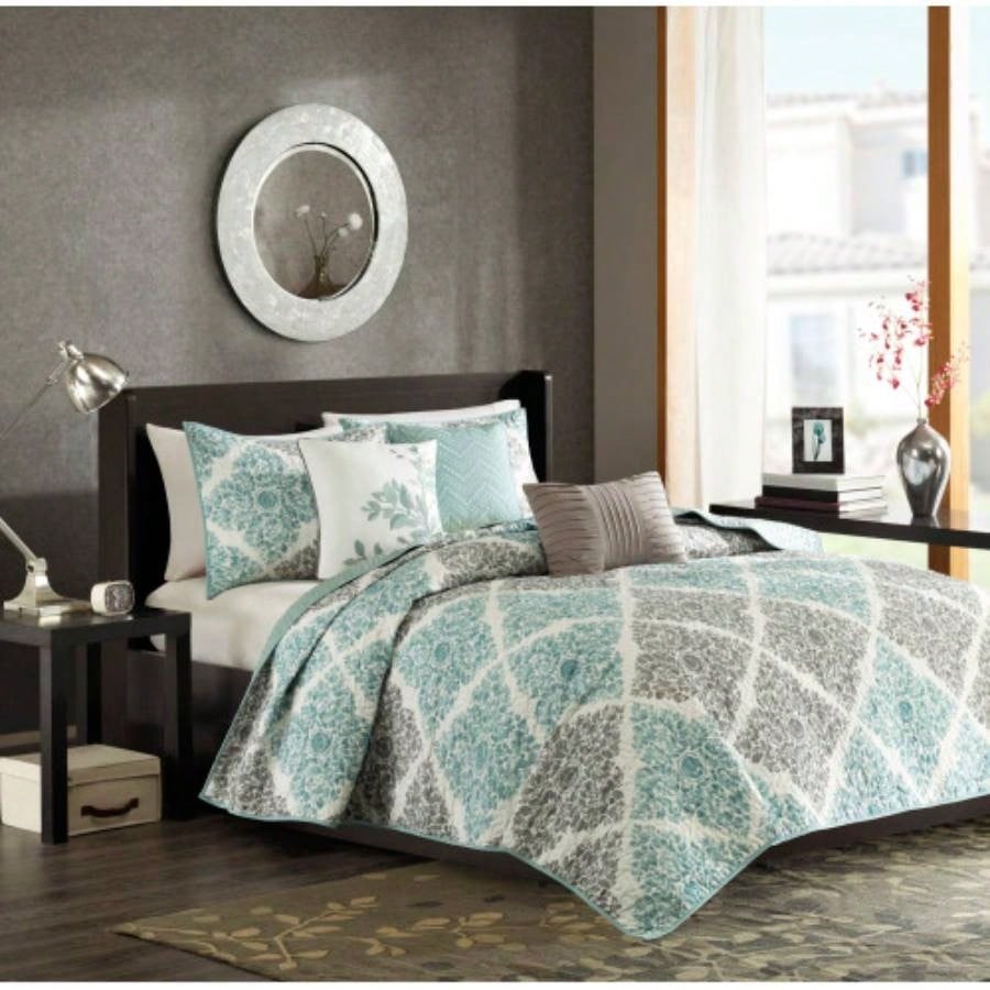 6 Piece Printed Quilt Set with Throw Pillows Aqua Full/