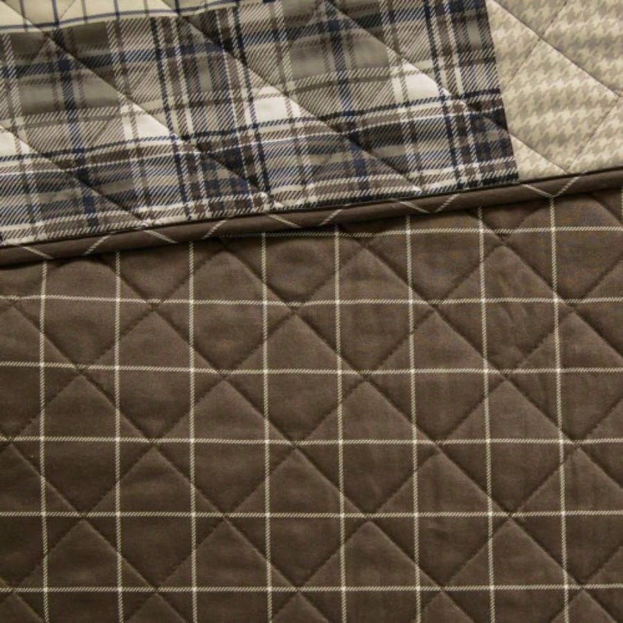3 Piece Reversible Printed Quilt Set Black/Brown Full/