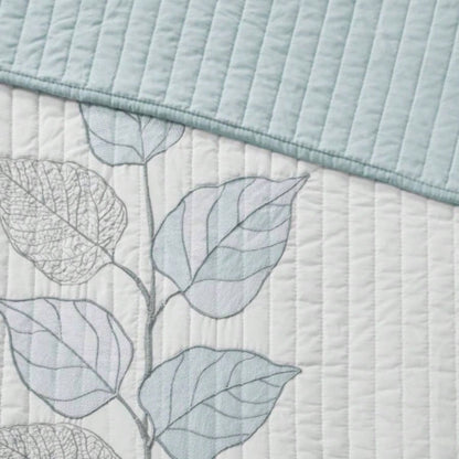 6 Piece Embroidered Quilt Set with Throw Pillows Blue Full/