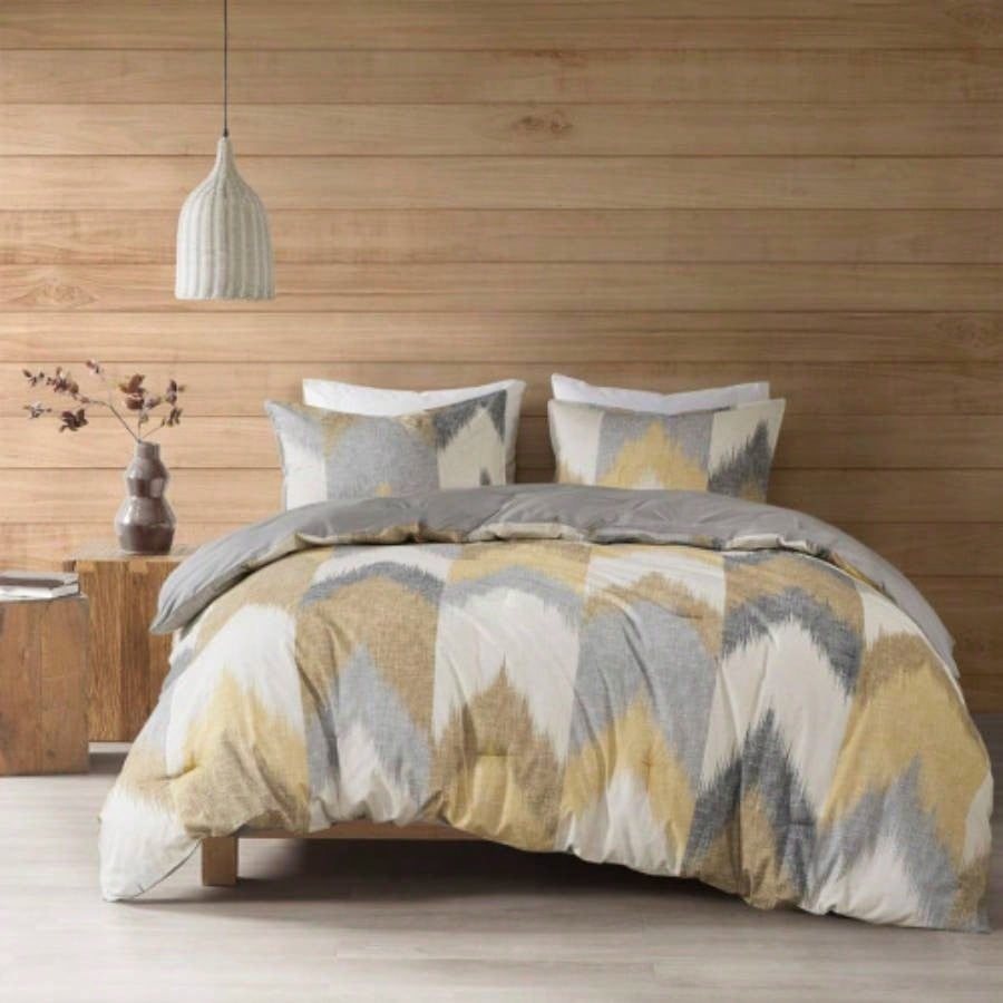 King/Cal King 3 Piece Comforter Set