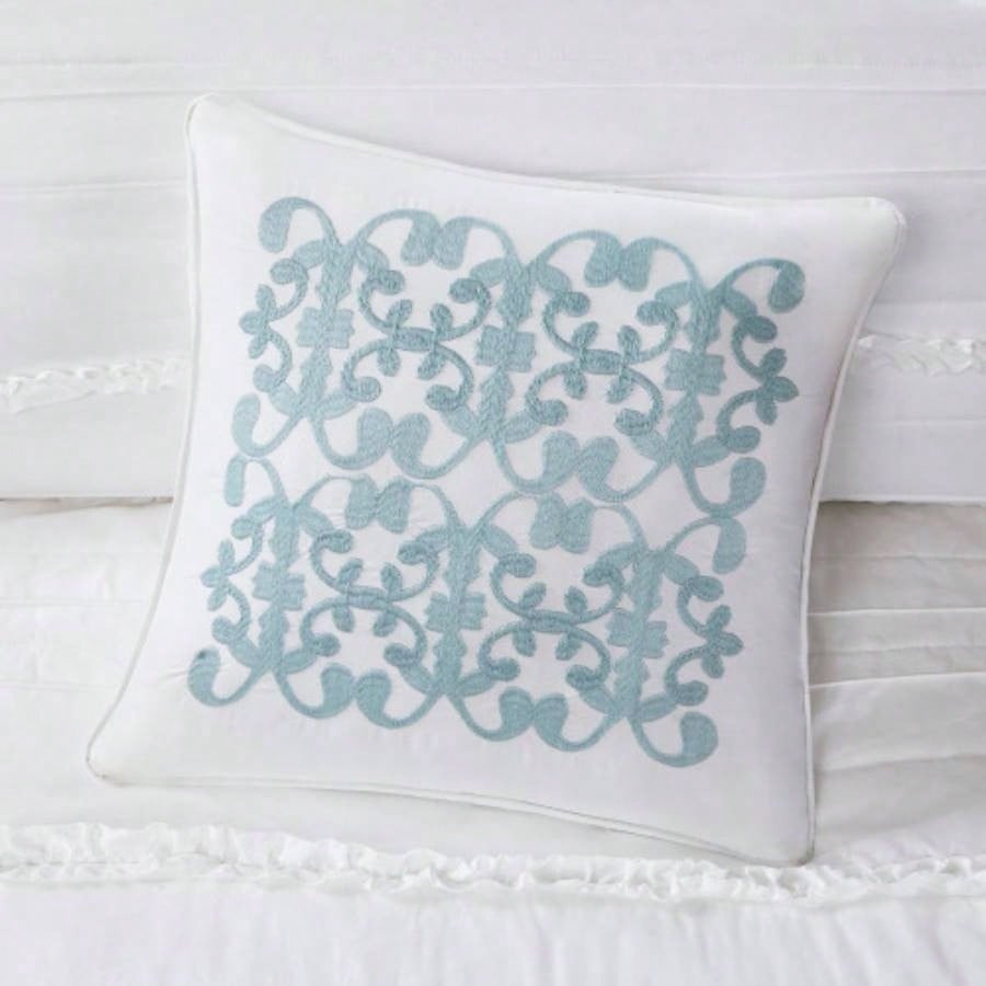 4 Piece Microfiber Reversible Ruffle Quilt Set with Throw Pillow White Full/