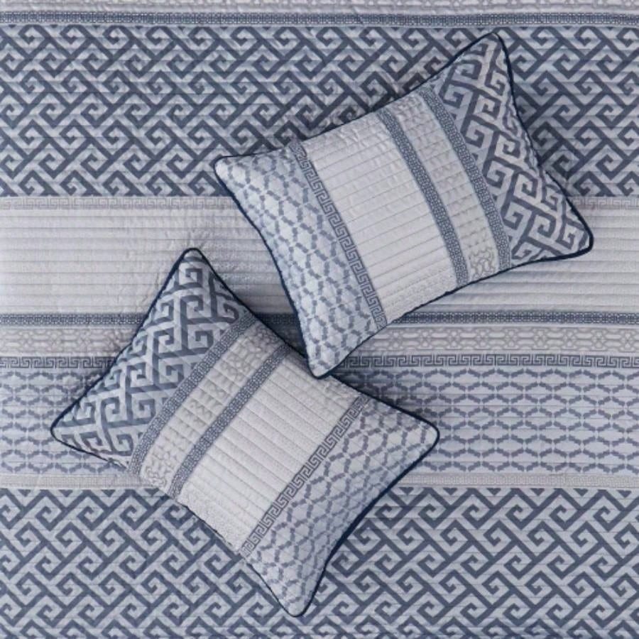 4 Piece Jacquard Quilt Set with Throw Pillow Navy Full/