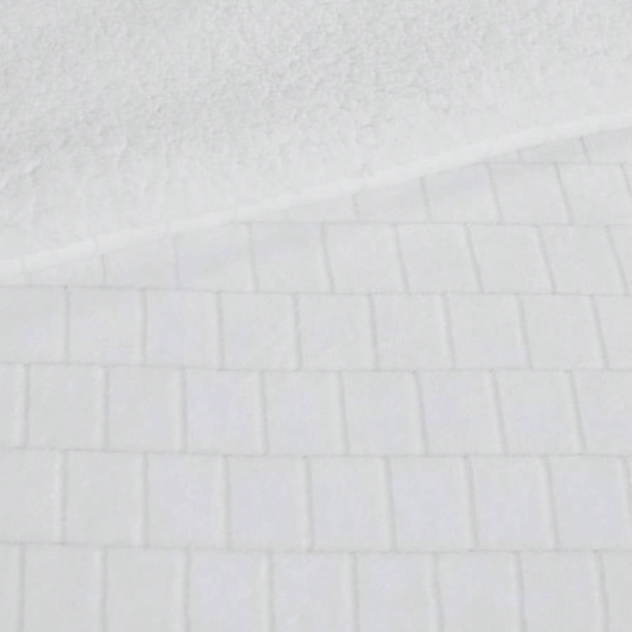 King/Cal King Plush to Sherpa Comforter Set