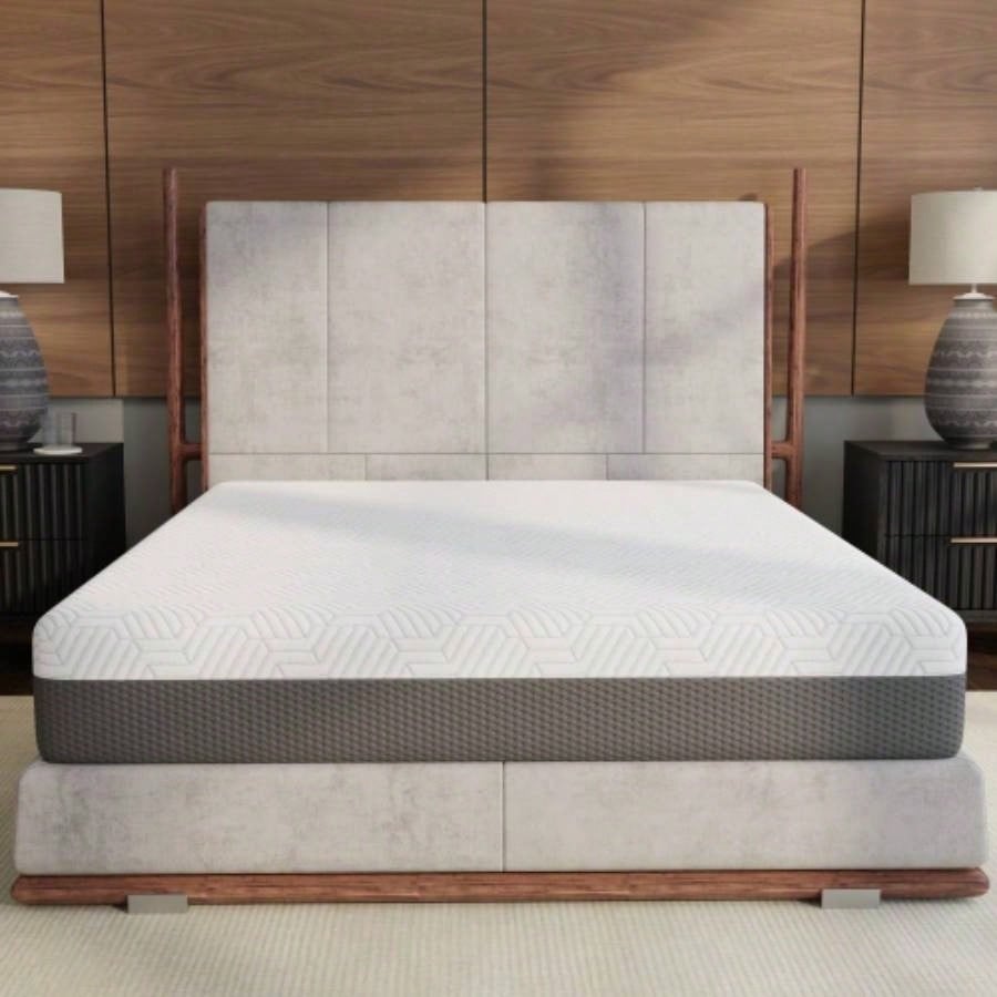 Omne Fria 8 Inch Full Firm Mattress With Cooling Cover