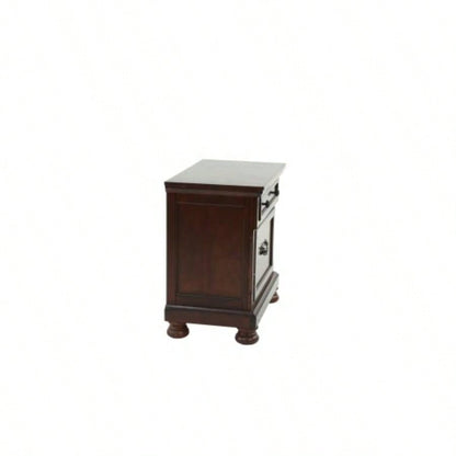 NIGHTSTAND in Antique Cherry