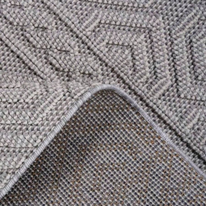 LOOM LUXE 8X10 White/Geometric Indoor/Outdoor Area Rug