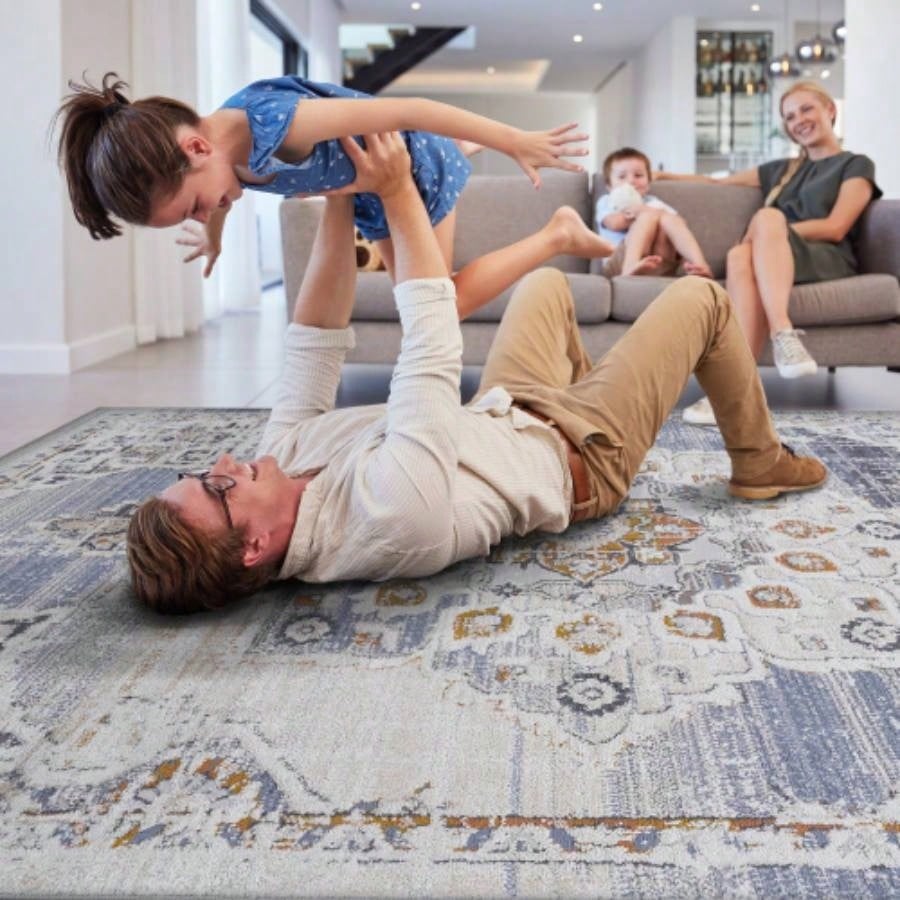 LOOM LUXE 8X10/Gold/Medallion Non - Shedding Living Room Bedroom Dining Home Office Stylish and Stain Resistant Area Rug