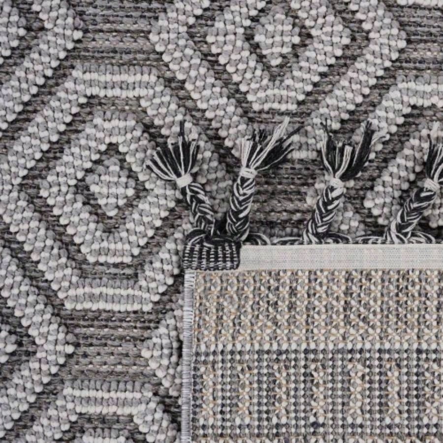 LOOM LUXE 8X10/White/Geometric Indoor/Outdoor Area Rug