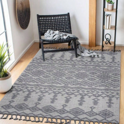 LOOM LUXE 8X10 White/Gray/Traditional Indoor/Outdoor Area Rug