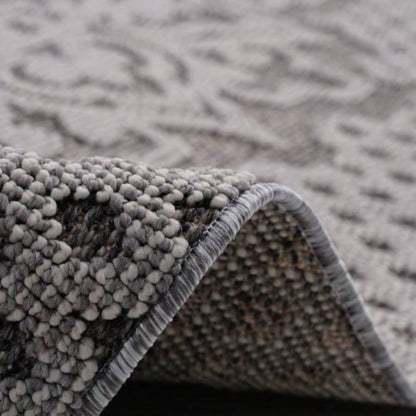 LOOM LUXE 8X10 Gray/White/Medallion Indoor/Outdoor Area Rug