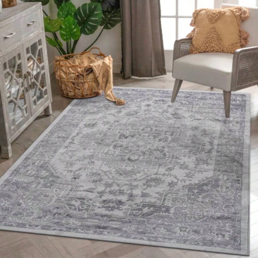 NAAR MARFI 5X7 Silver/ Area Rug