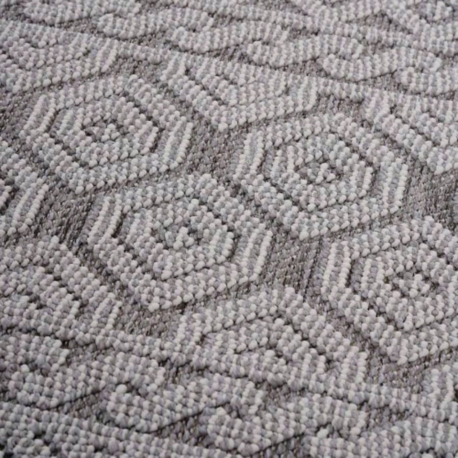 NAAR Guros 5X7/ White/ Geometric Indoor/ Outdoor Area Rug